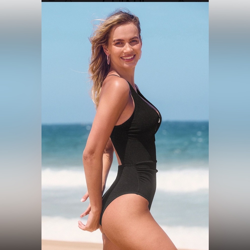 Cupshe Shimmering Sands Black One-Piece - Picture 5 of 7